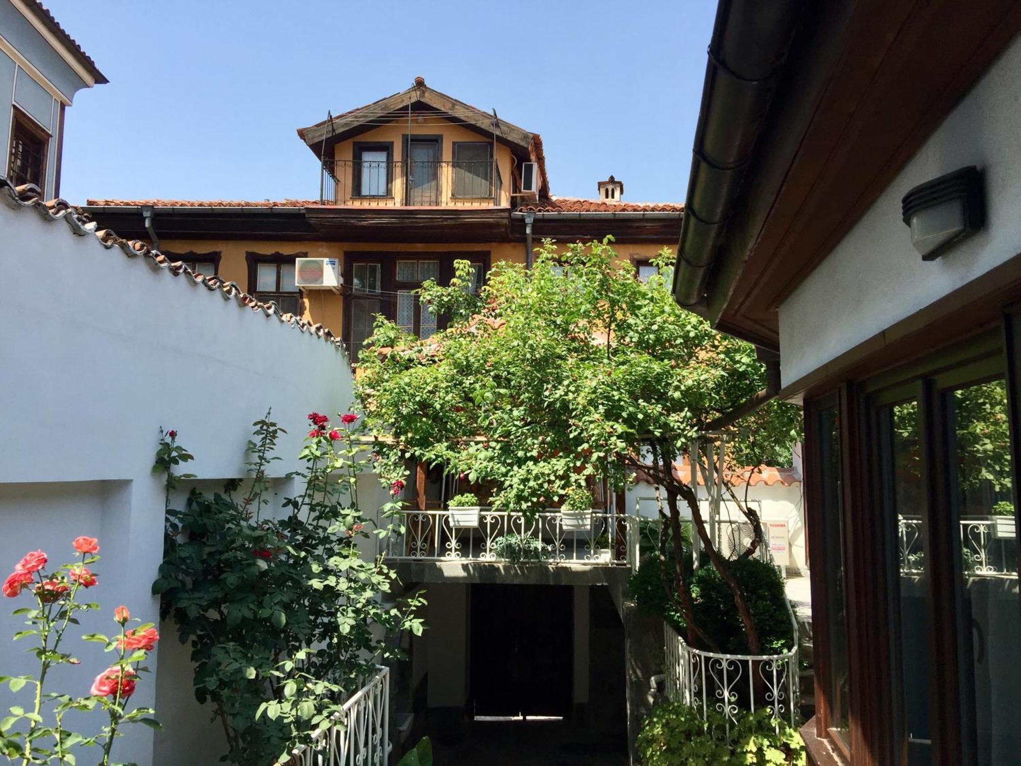 The House With The Piano Hotel Plovdiv Luaran gambar